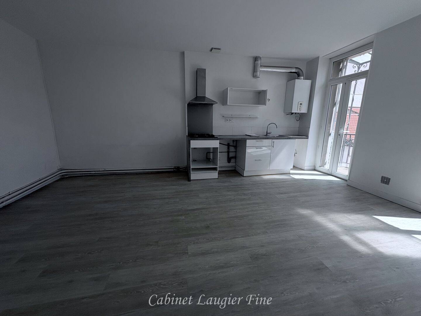 Appartement 3 pièces 90 m² · à Marseille 7ème Arrondissement · 90 m² · 1 360 €