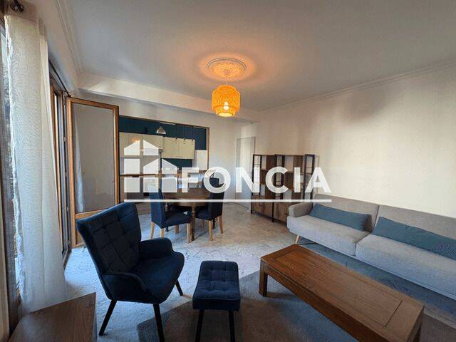 Appartement 3 pièces 66 m² · à Nîmes · 65,9 m² · 1 049 €
