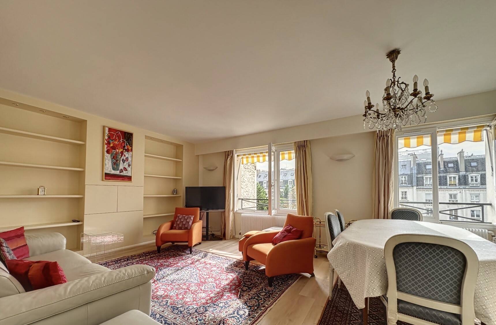 Appartement 4 pièces 105 m² · à Paris 17ème Arrondissement · 104,5 m² · 3 500 €