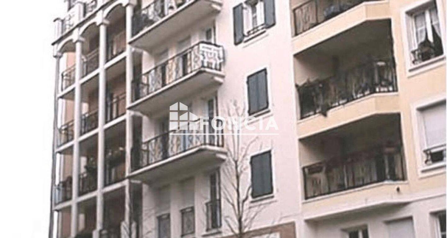 Appartement 2 pièces 46 m² · à Saint-Maurice · 46 m² · 1 015 €