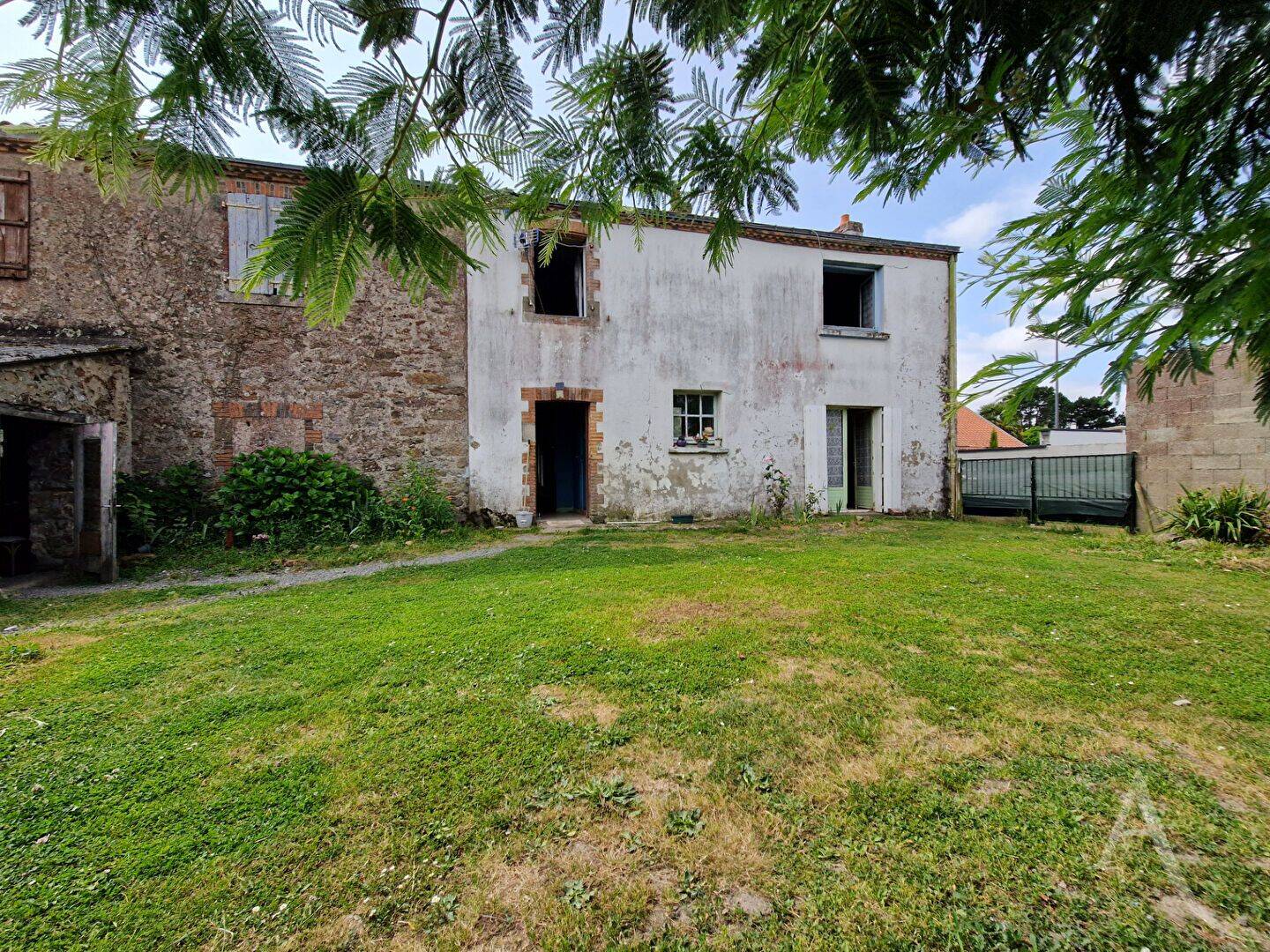 Maison 4 pièces 98 m² · à Legé · 98 m² · 128 000 €