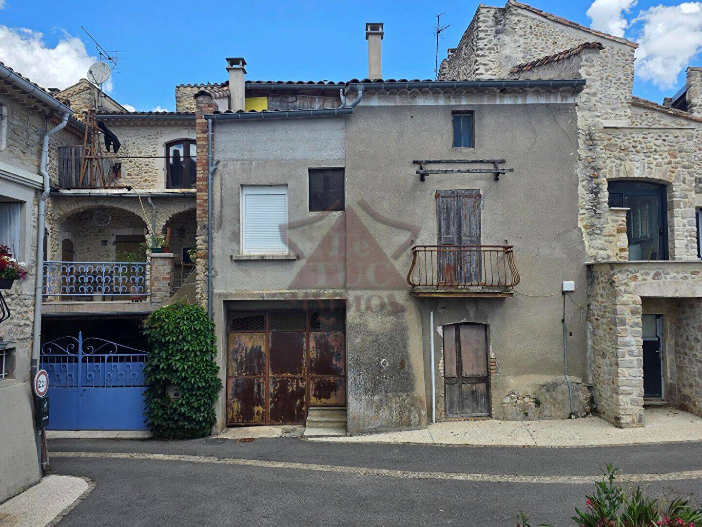 Maison 5 pièces 100 m² · à Saint-Denis · 100 m² · 55 000 €
