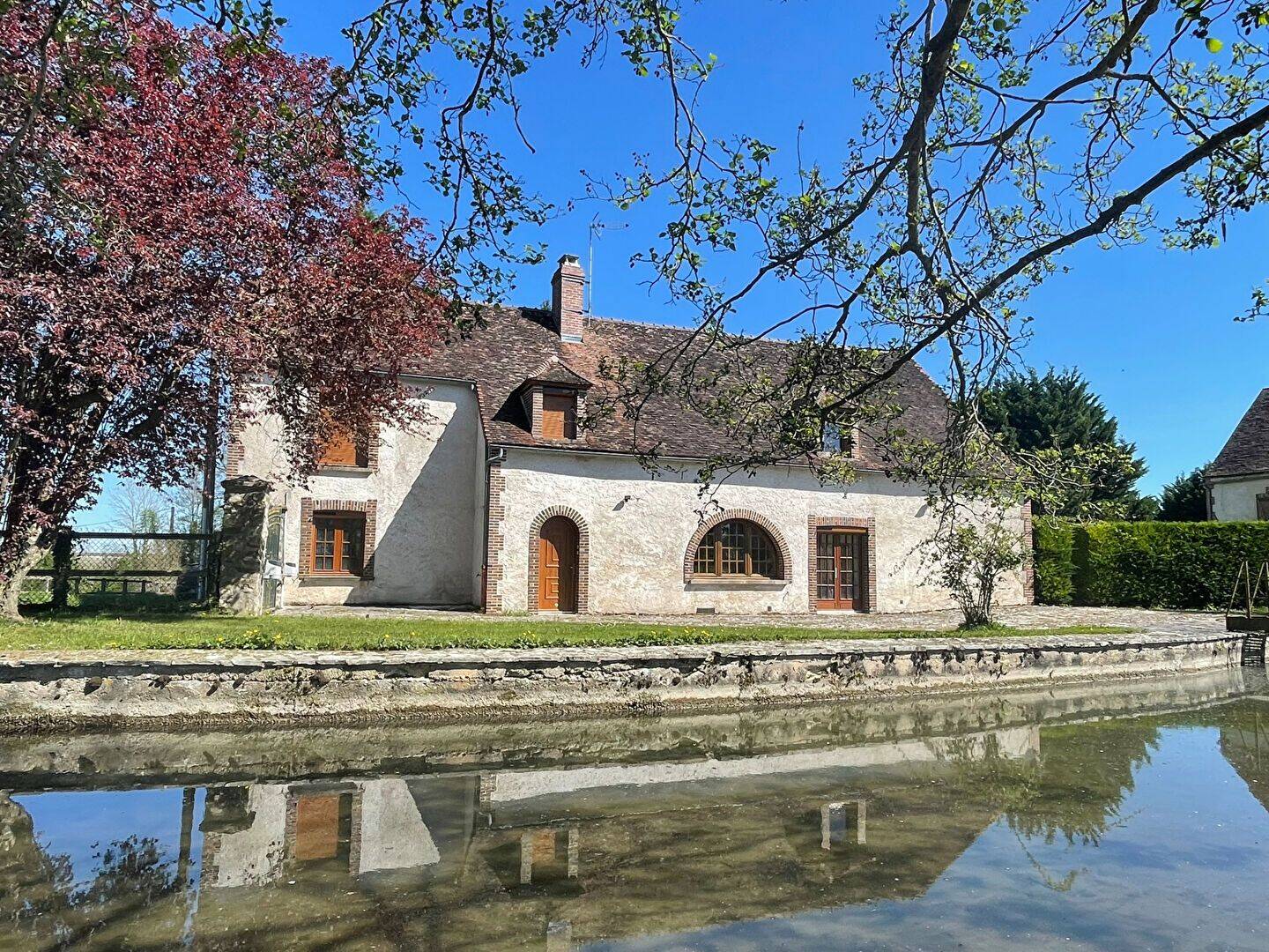 Maison 6 pièces 130 m² · à Champlost · 130 m² · 236 250 €