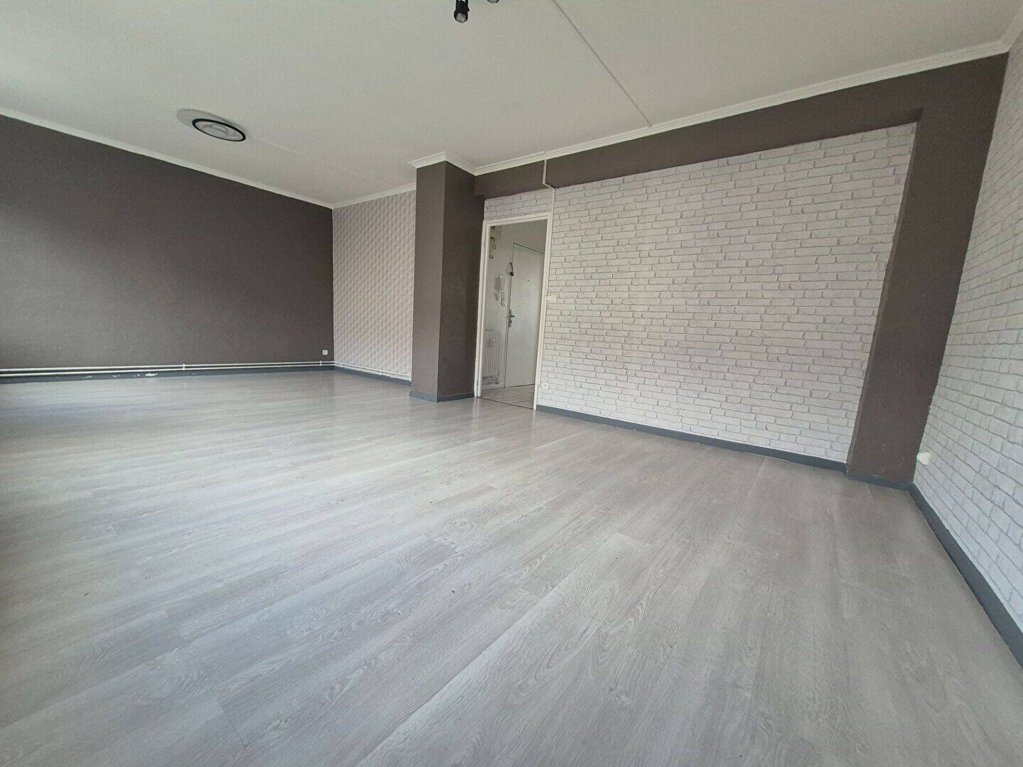 Appartement 3 pièces 68 m² · à Liévin · 68 m² · 61 000 €