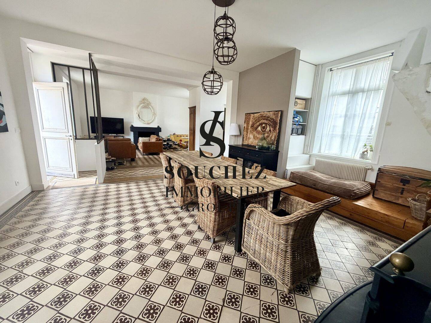 Maison 11 pièces 217 m² · à Villers-Châtel · 217 m² · 1 400 €/mois