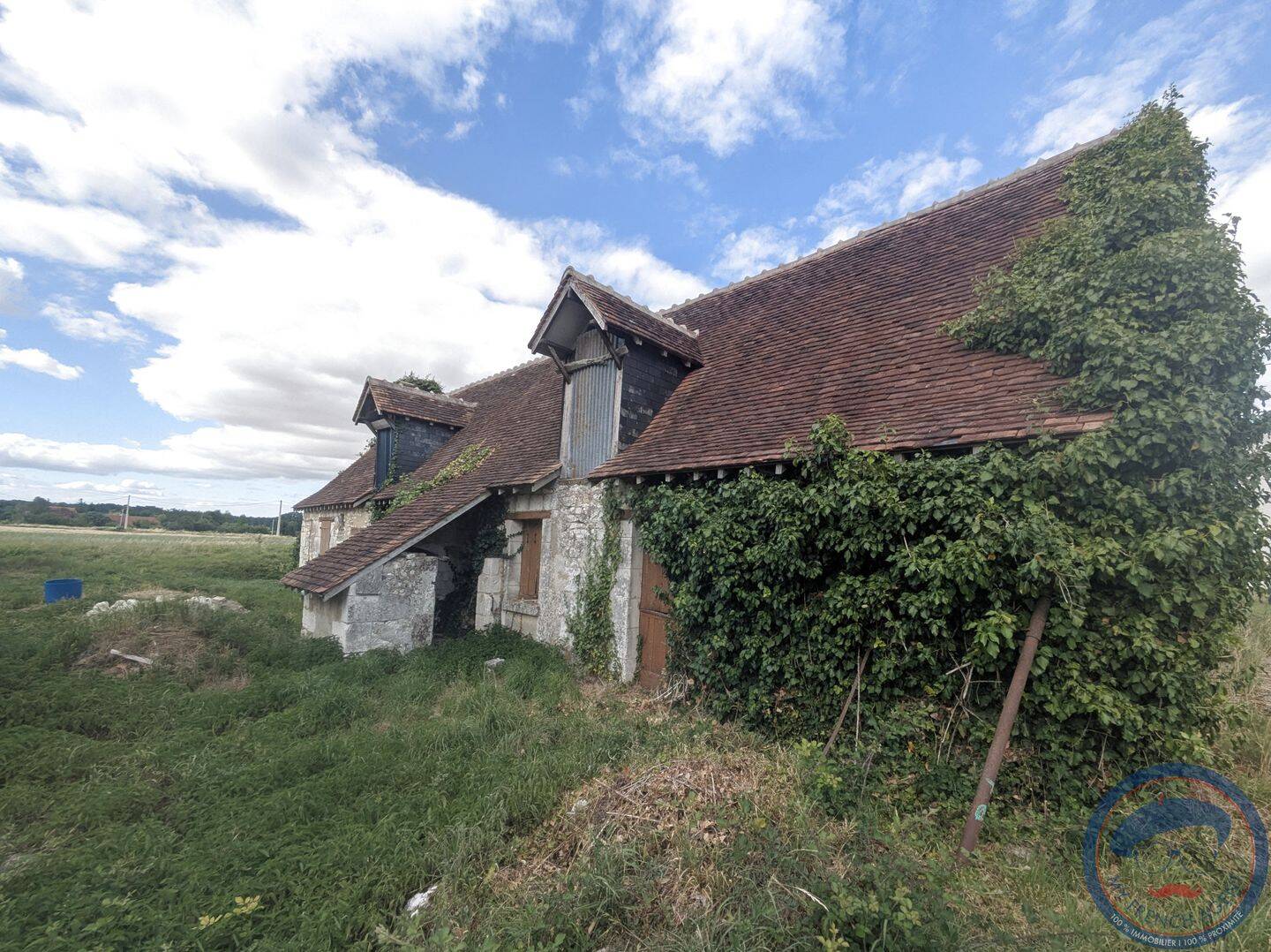 Maison 5 pièces 150 m² · à Vou · 150 m² · 80 000 €