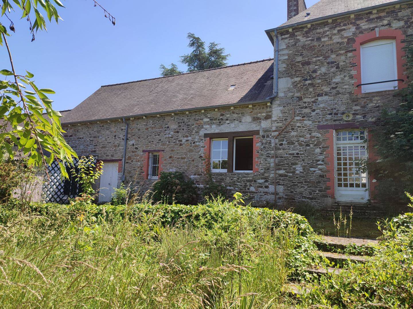 Maison 6 pièces 155 m² · à Évran · 155 m² · 241 500 €