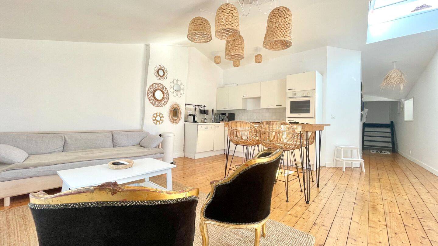 Appartement 2 pièces 50 m² · à La Rochelle · 50 m² · 990 €