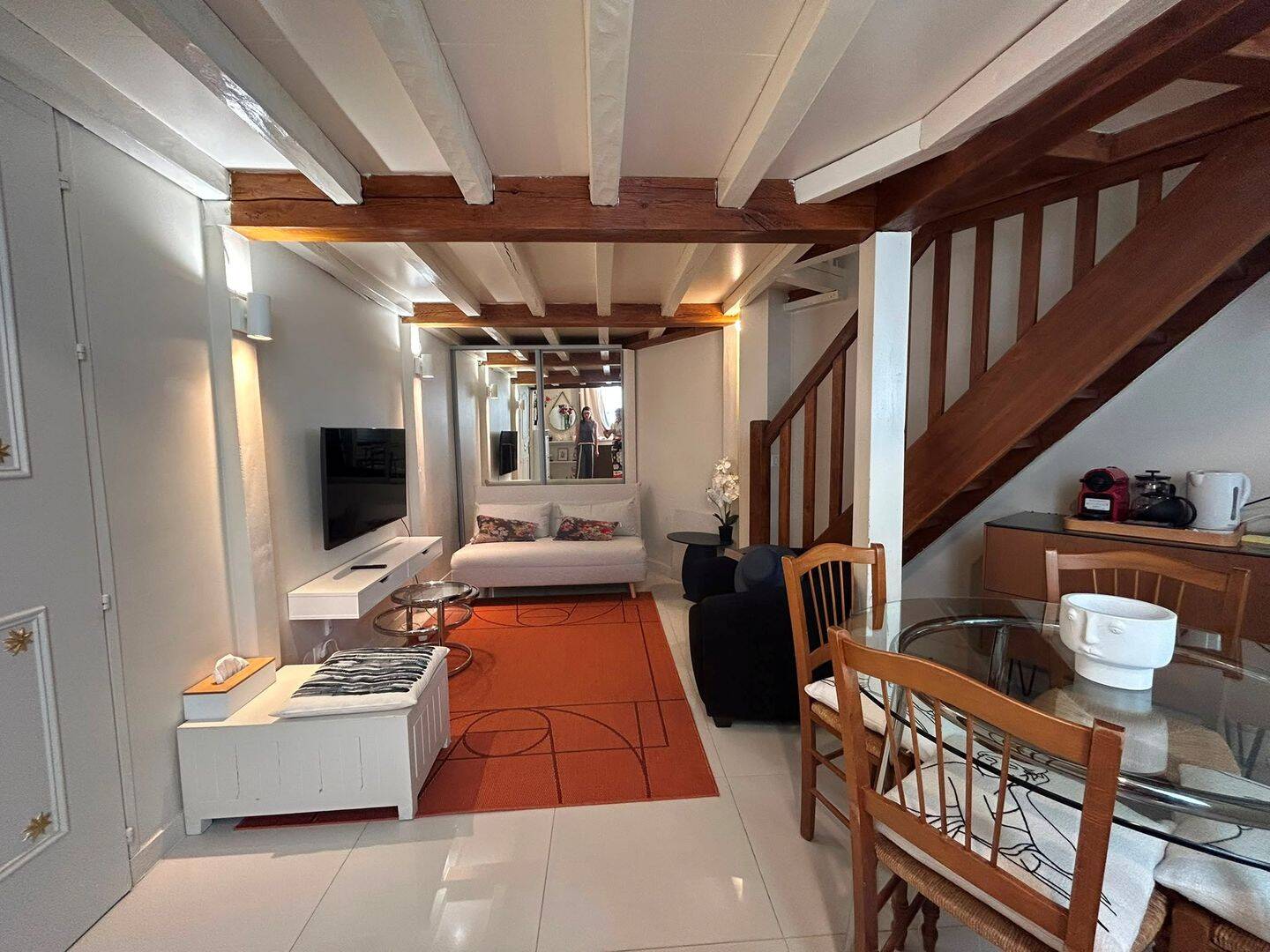 Appartement 2 pièces 44 m² · à Paris 8ème Arrondissement · 43,5 m² · 1 700 €