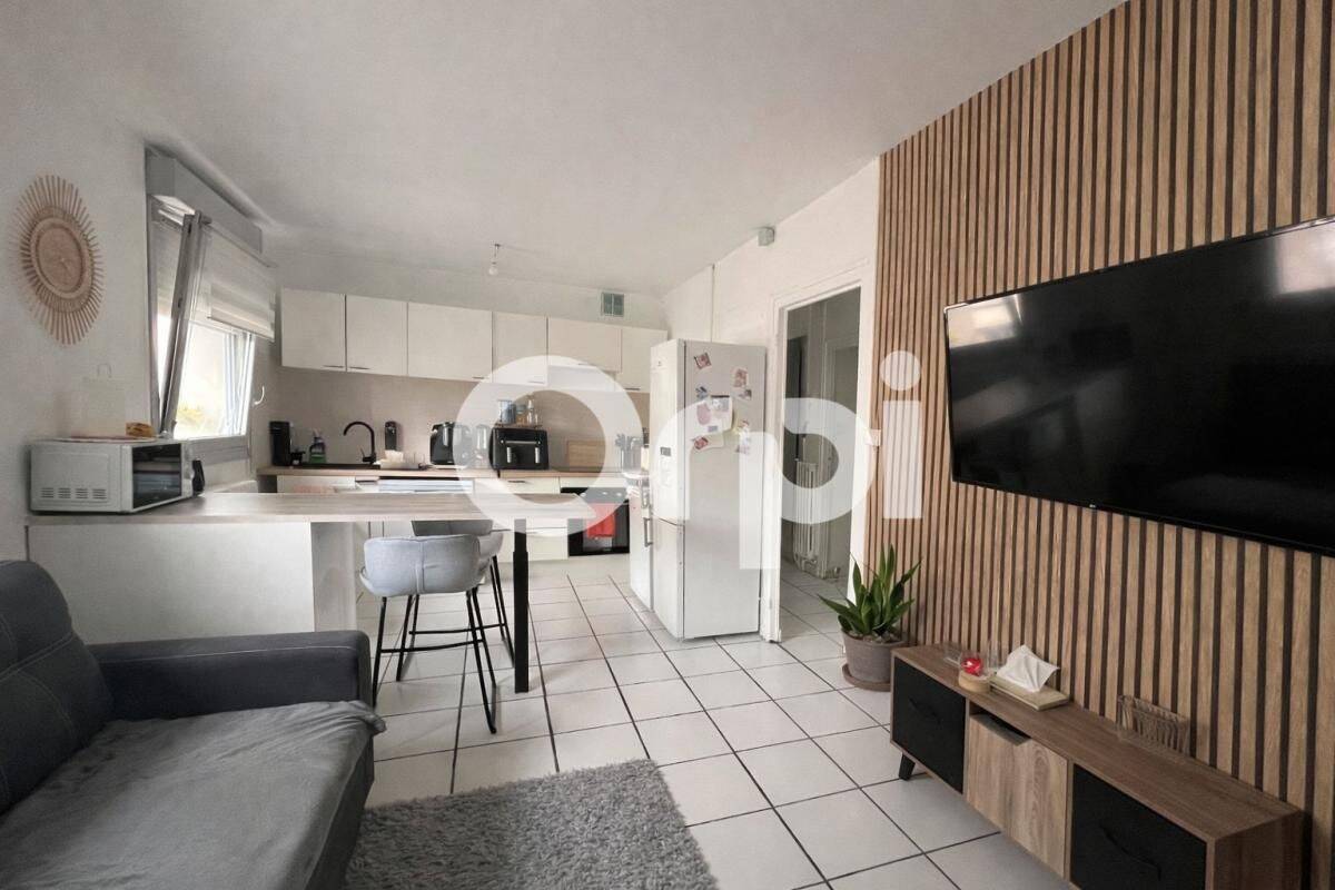 Appartement 3 pièces 49 m² · à Saint-Chamond · 48,6 m² · 580 €