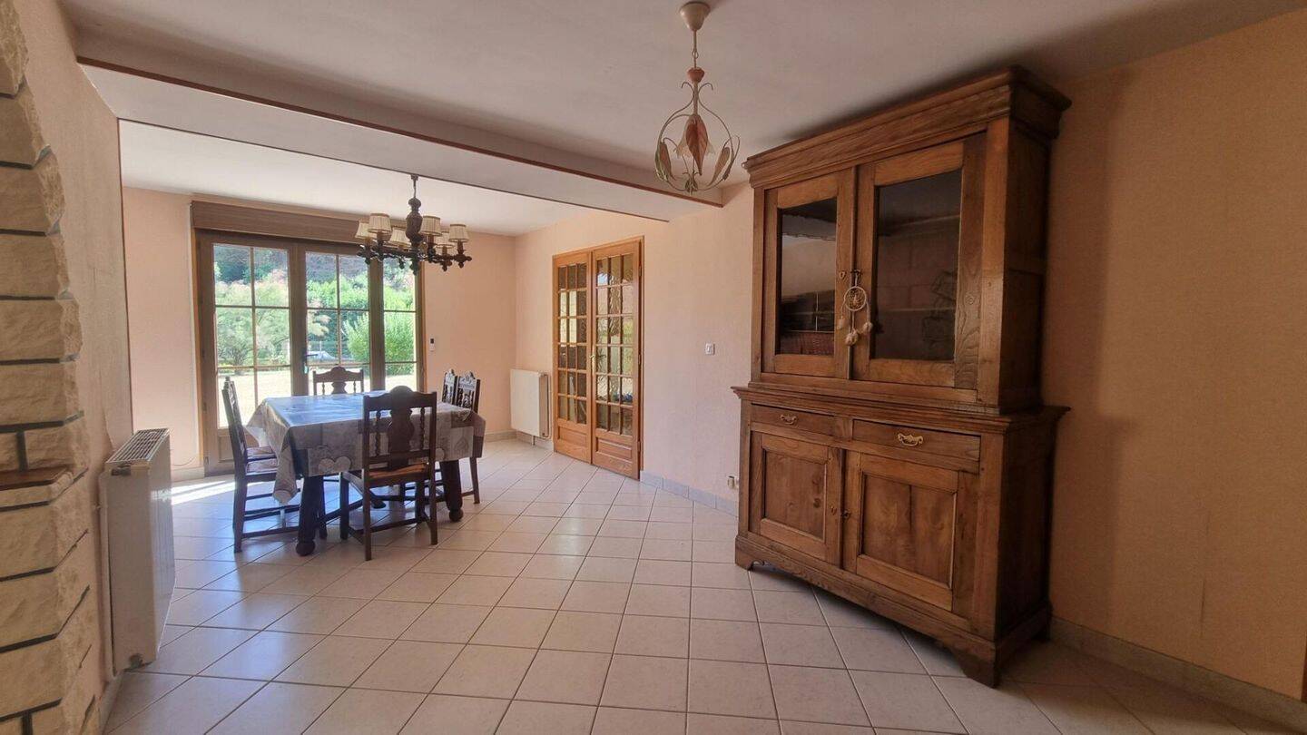 Maison 5 pièces 99 m² · à Val-de-la-Haye · 99 m² · 220 500 €
