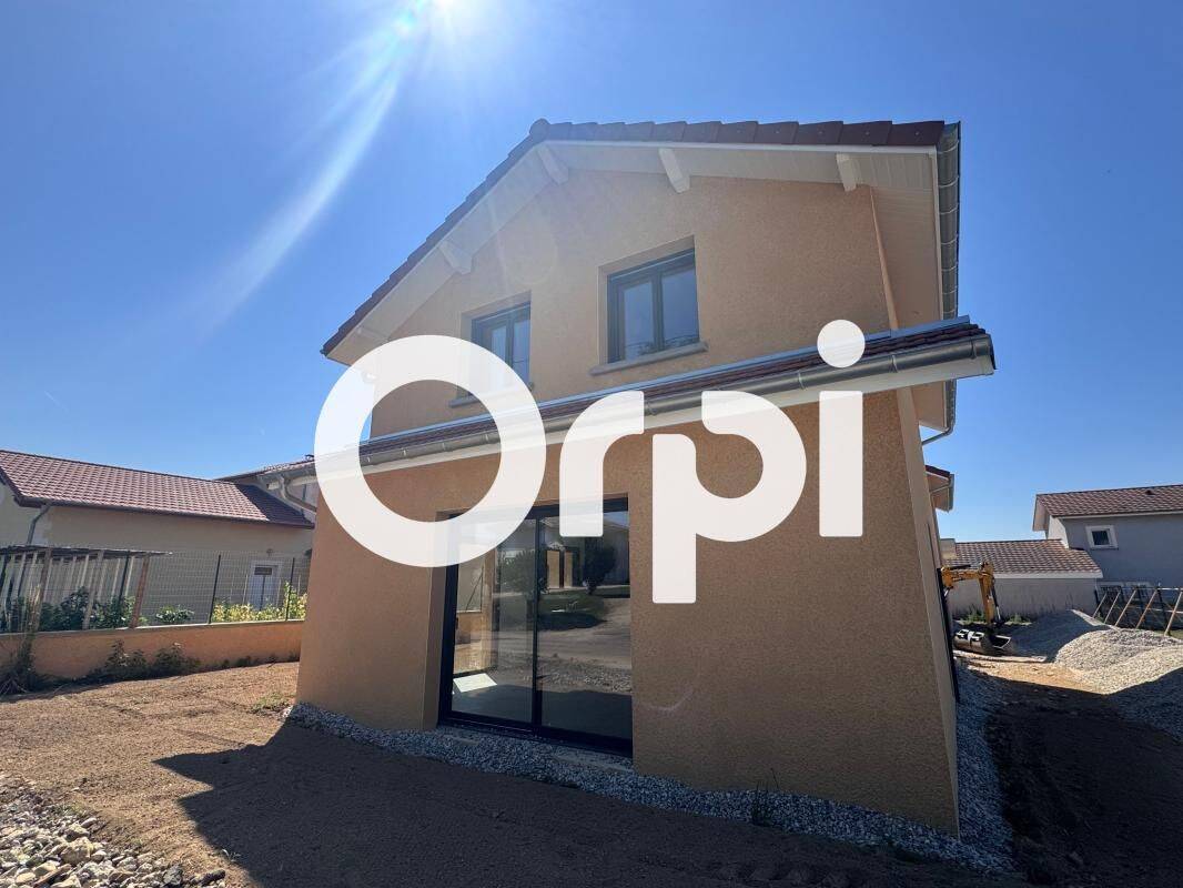 Maison 4 pièces 95 m² · à Porte-des-Bonnevaux · 95 m² · 1 215 €/mois