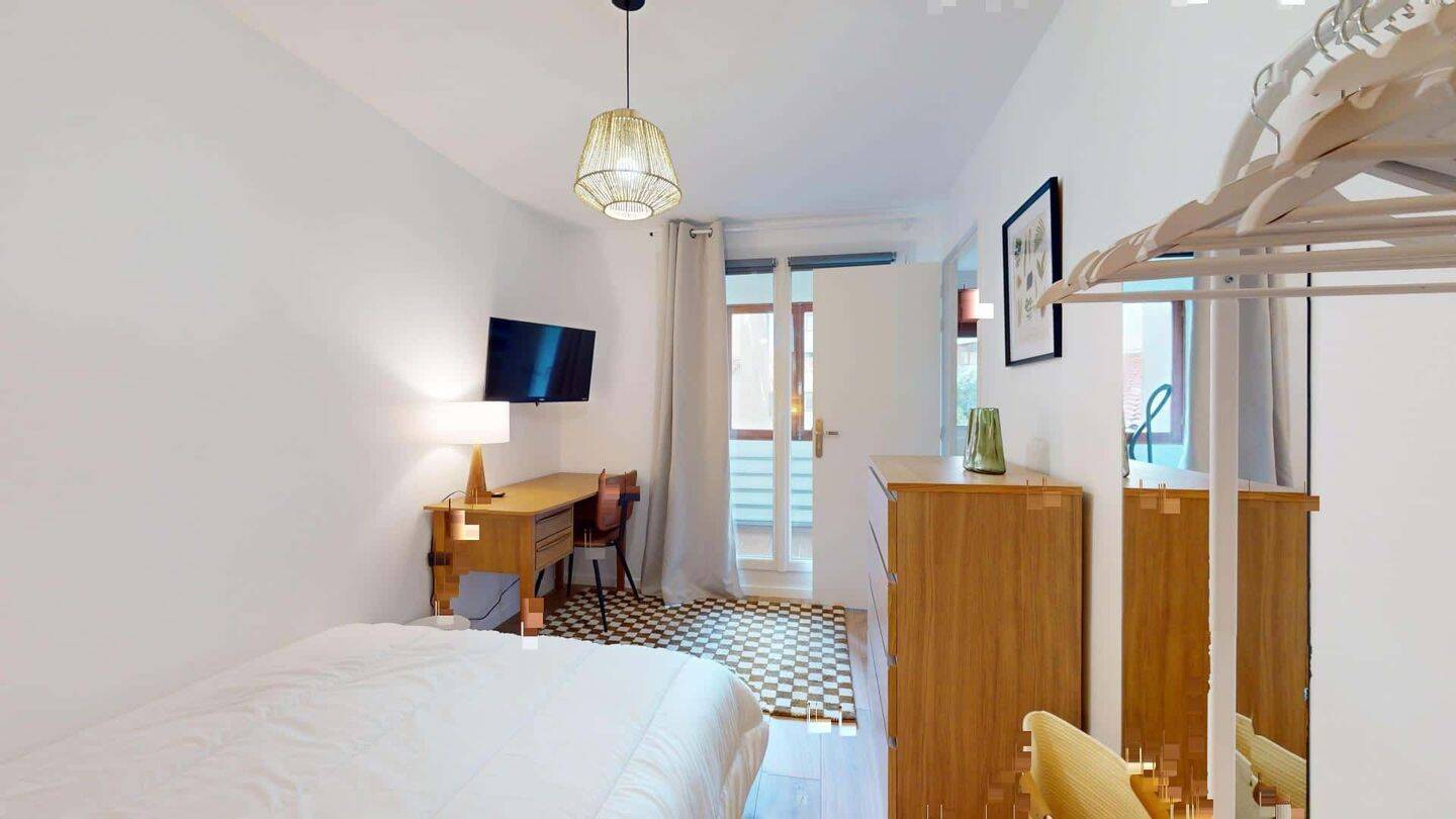 1 pièce 15 m² · à Marseille 5ème Arrondissement · 15 m² · 490 €