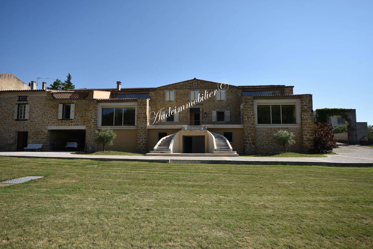 Maison 9 pièces 424 m² · à Fanjeaux · 424 m² · 490 000 €
