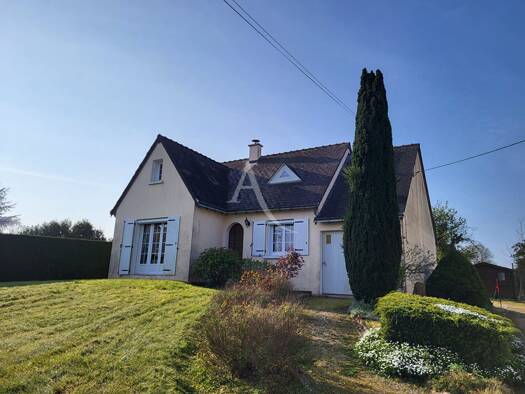 Maison à vendre 219 990 € 5 pièces 2 chambres 85 m² 2 421 m² de terrain Ouest Chalonnes-sur-Loire 49290