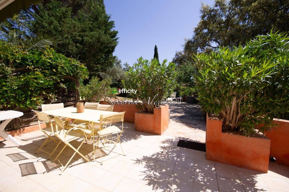 Maison 5 pièces 100 m² · à Vidauban · 100 m² · 415 000 €