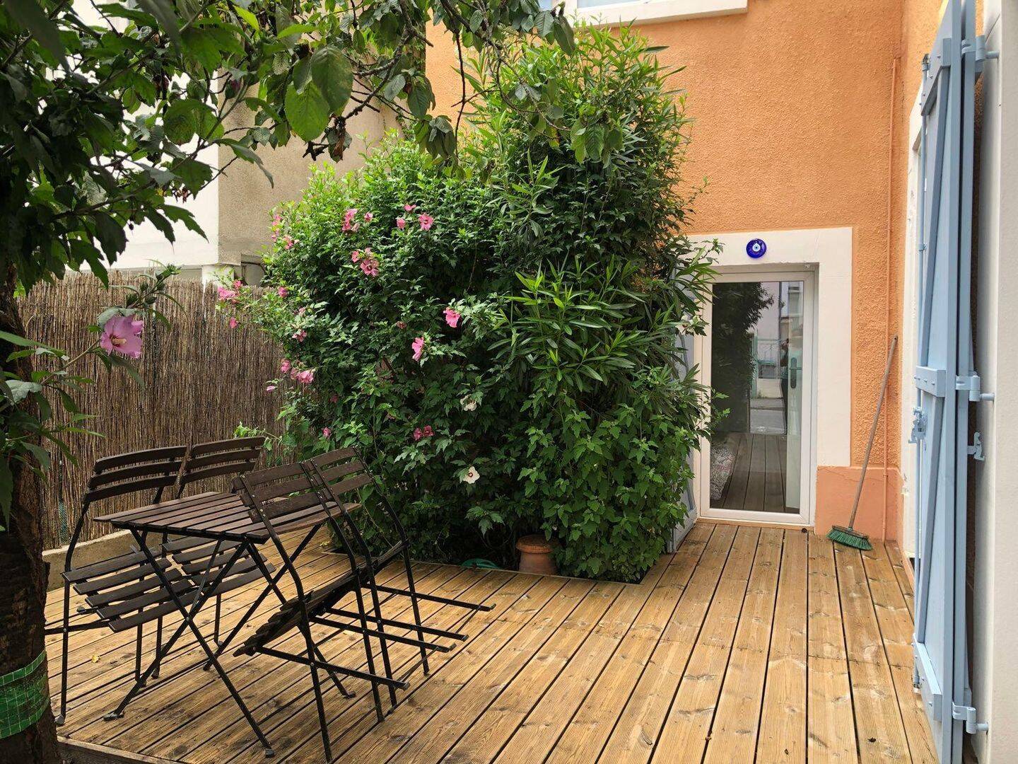 Charmant T2 avec jardin/terrasse — 1