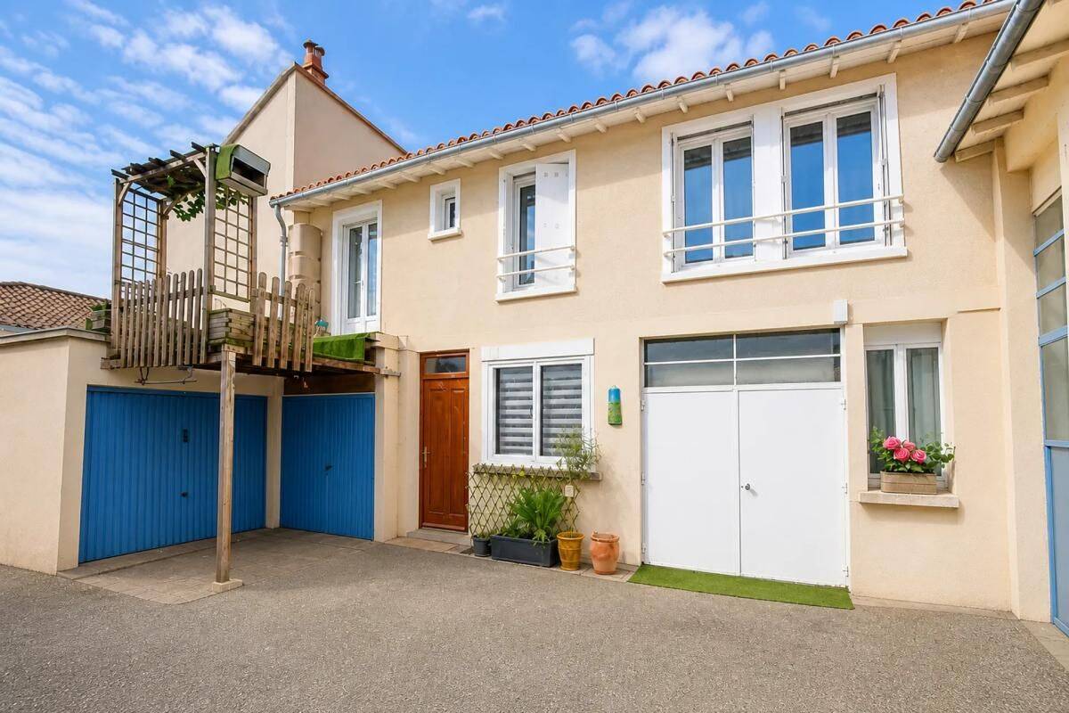 Appartement 6 pièces 129 m² · à Poitiers · 129 m² · 247 000 €