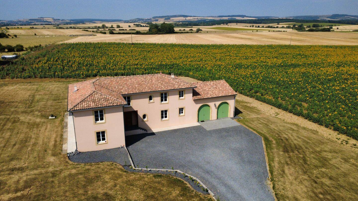 Maison 8 pièces 274 m² · à Louvigny · 274 m² · 680 000 €