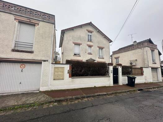 Immeuble à vendre 650 000 € 209 m² Le Blanc-Mesnil 93150