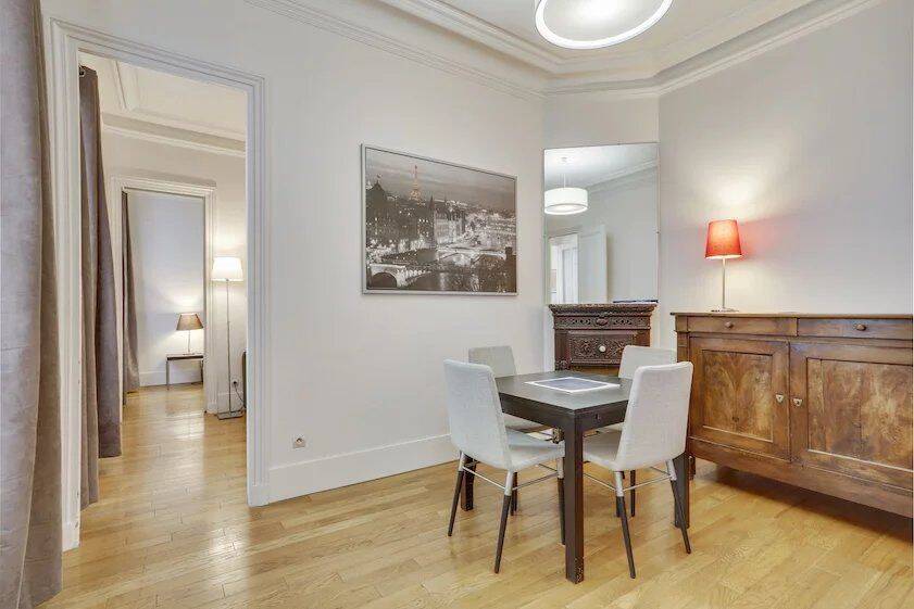Appartement 3 pièces 55 m² · à Paris 1er Arrondissement · 55 m² · 749 000 €