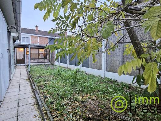 Maison à vendre 199 900 € 5 pièces 2 chambres 116 m² 219 m² de terrain Centre République Armentières 59280