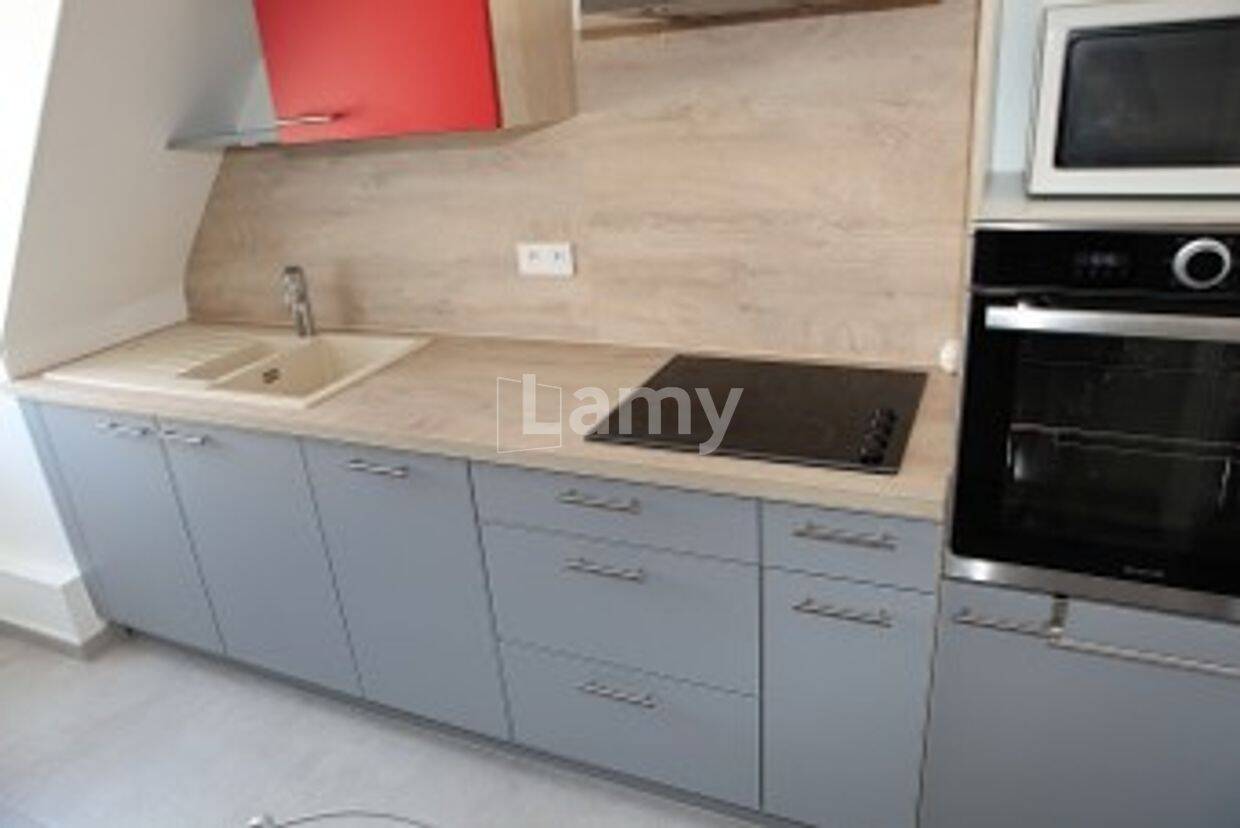 Appartement 3 pièces 51 m² · à Auxerre · 50,9 m² · 734 €