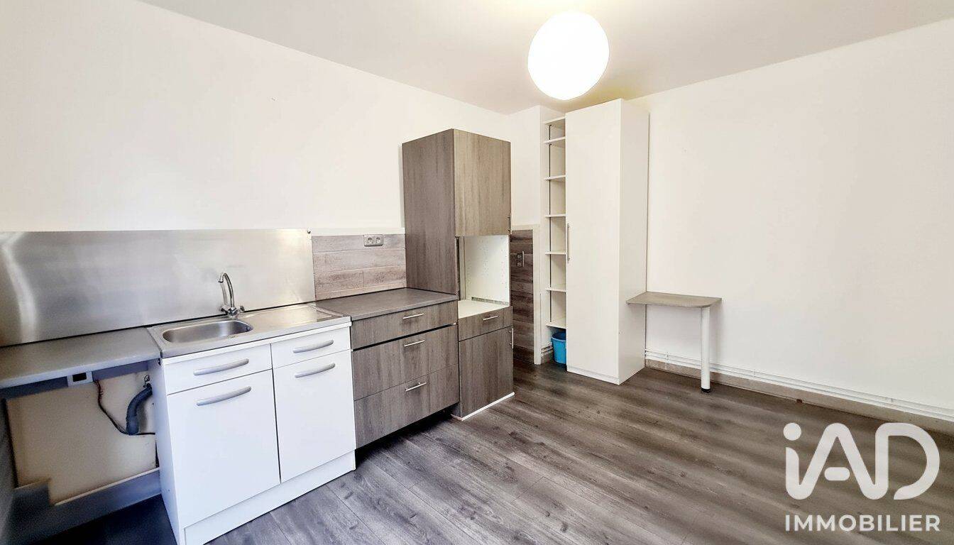 Appartement 3 pièces 58 m² · à Saint-Étienne · 58,3 m² · 640 €