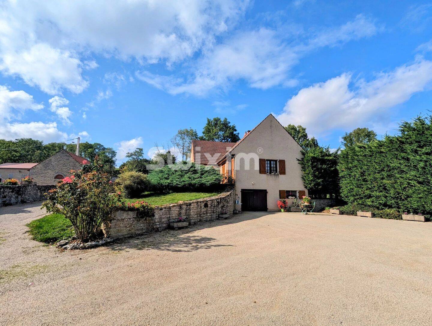 Maison 3 pièces 119 m² · à Bligny-sur-Ouche · 119 m² · 180 000 €