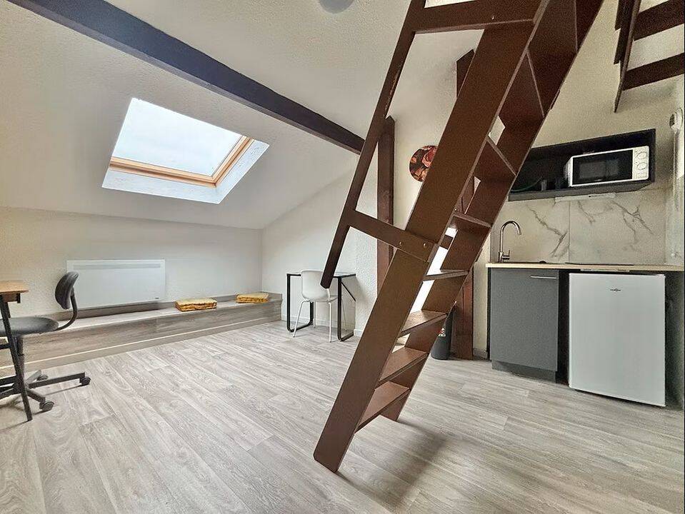 Appartement 1 pièce 18 m² · à Metz · 18 m² · 590 €