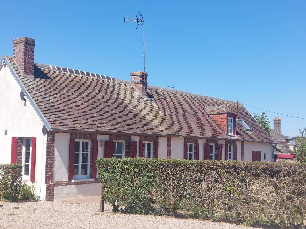 Maison 4 pièces 71 m² · à Ambenay · 70,9 m² · 660 €
