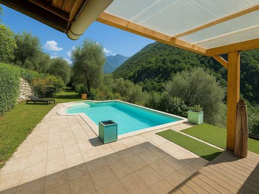 Maison à vendre 225 000 € 3 pièces 2 chambres 41 m² 12 700 m² de terrain Breil-sur-Roya 06540