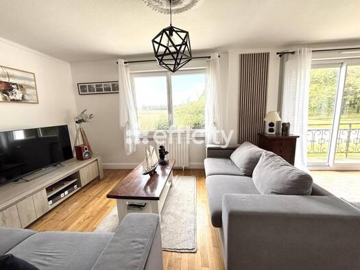 Maison à vendre 240 000 € 5 pièces 4 chambres 135 m² 15 511 m² de terrain Sud Languidic 56440