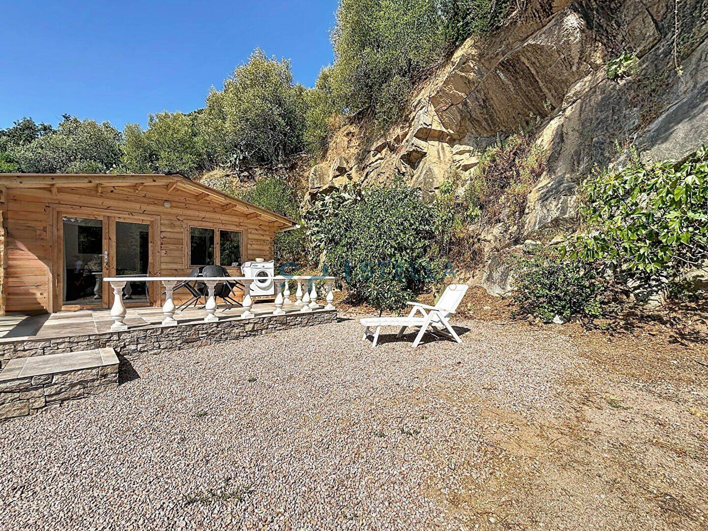 Appartement 2 pièces 25 m² · à Ajaccio · 25 m² · 850 €/mois