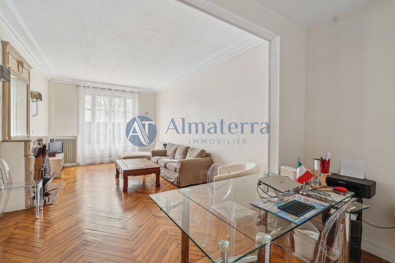 Appartement 3 pièces 79 m² · à Paris 16ème Arrondissement · 79,3 m² · 830 000 €