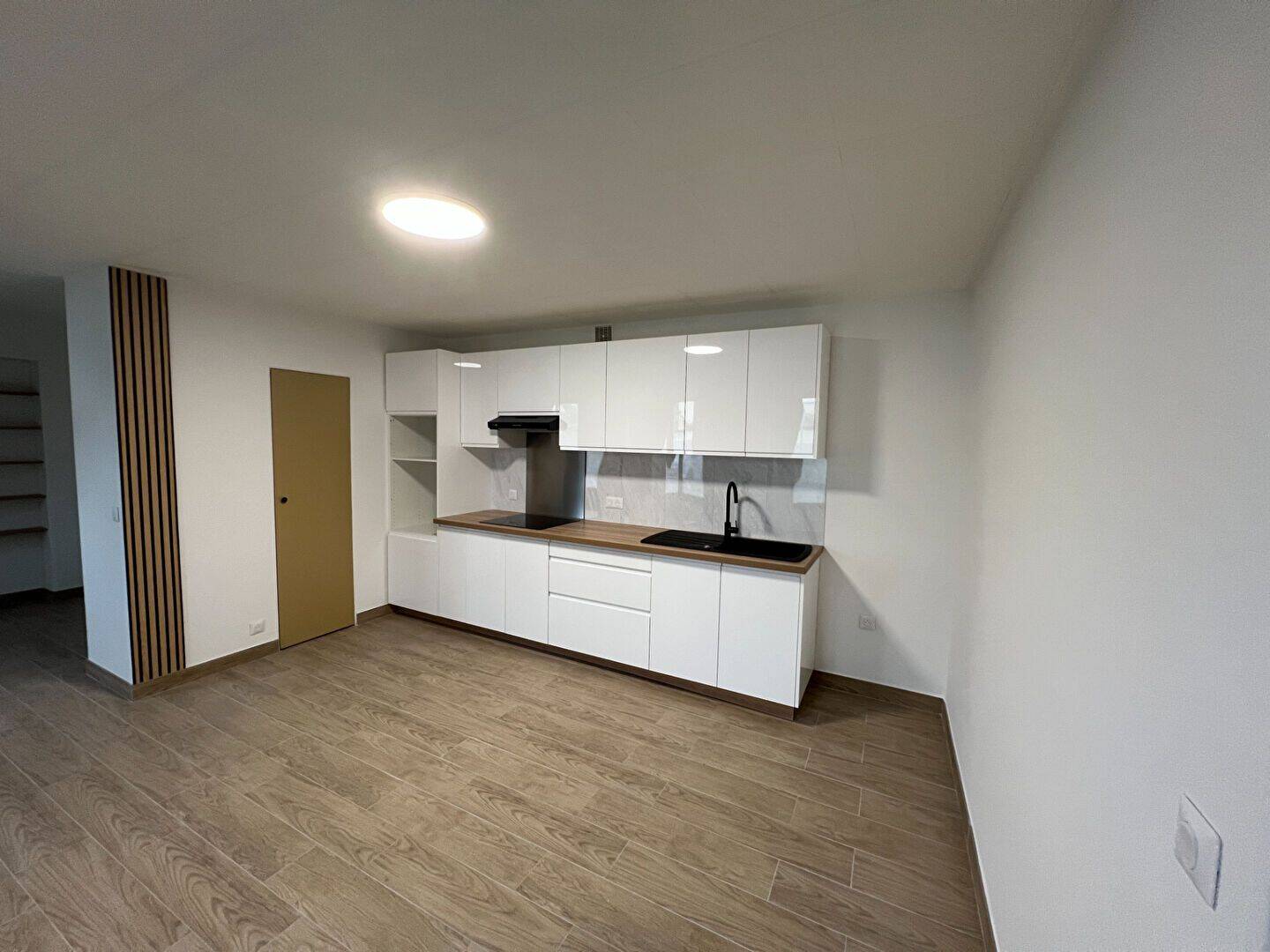 Appartement 1 pièce 27 m² · à Neuilly-sur-Marne · 27,1 m² · 780 €/mois