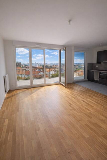 Appartement 4 pièces 81 m² · à Rueil-Malmaison · 81,1 m² · 617 000 €