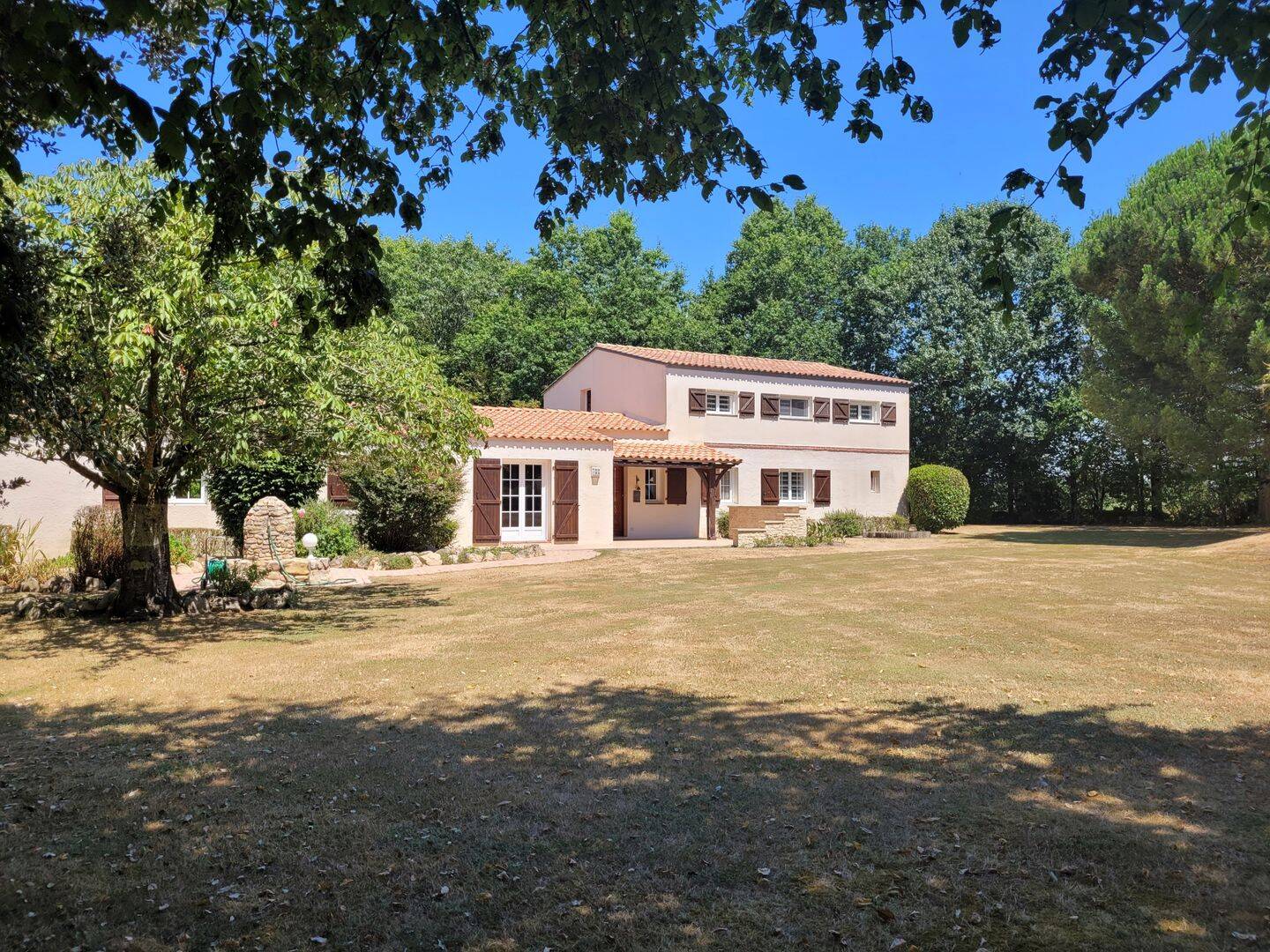 Maison 9 pièces 263 m² · à Les Sables-d'Olonne · 263 m² · 658 350 €