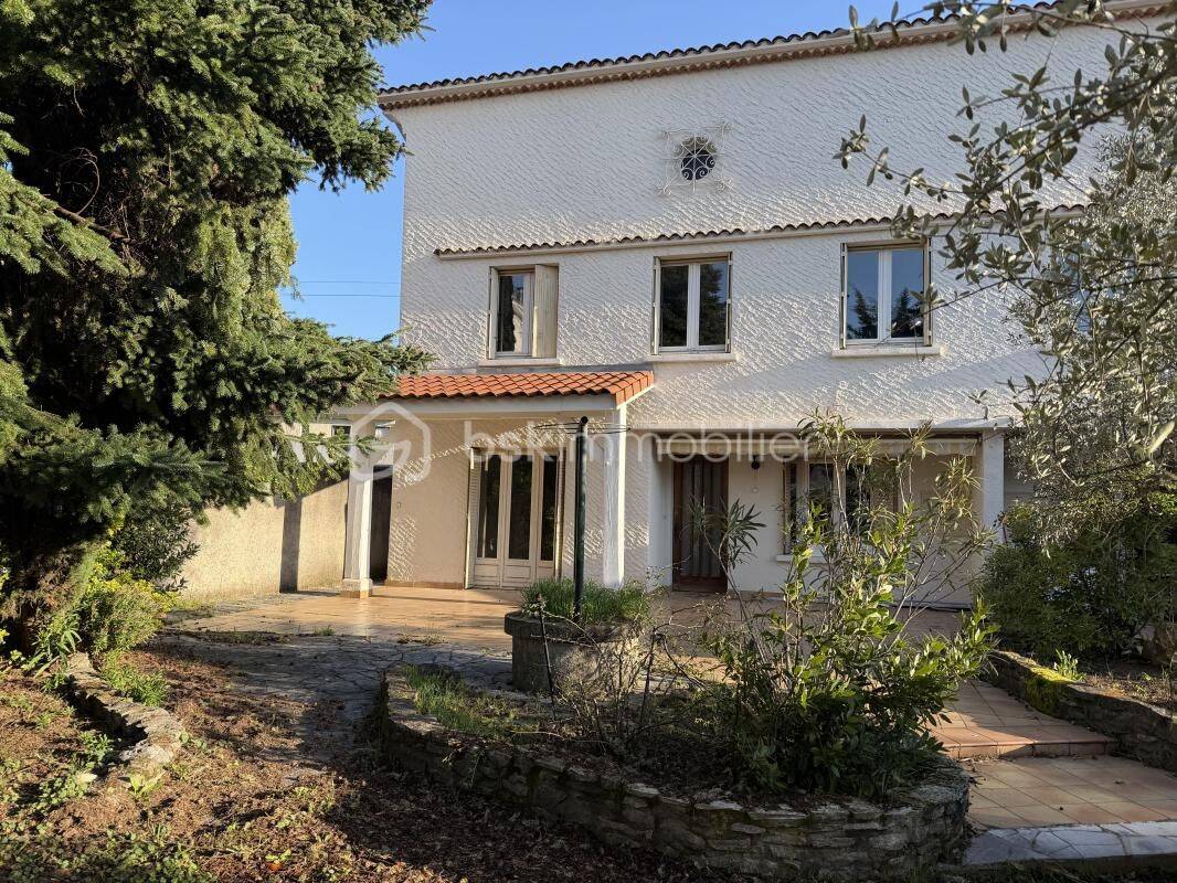 Maison 5 pièces 127 m² · à Romans-sur-Isère · 127 m² · 149 000 €