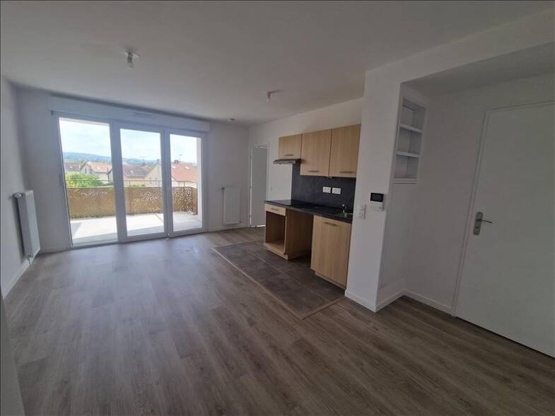 Appartement à louer 850 € 2 pièces 1 chambre 40 m² 2ème étage Gargenville 78440