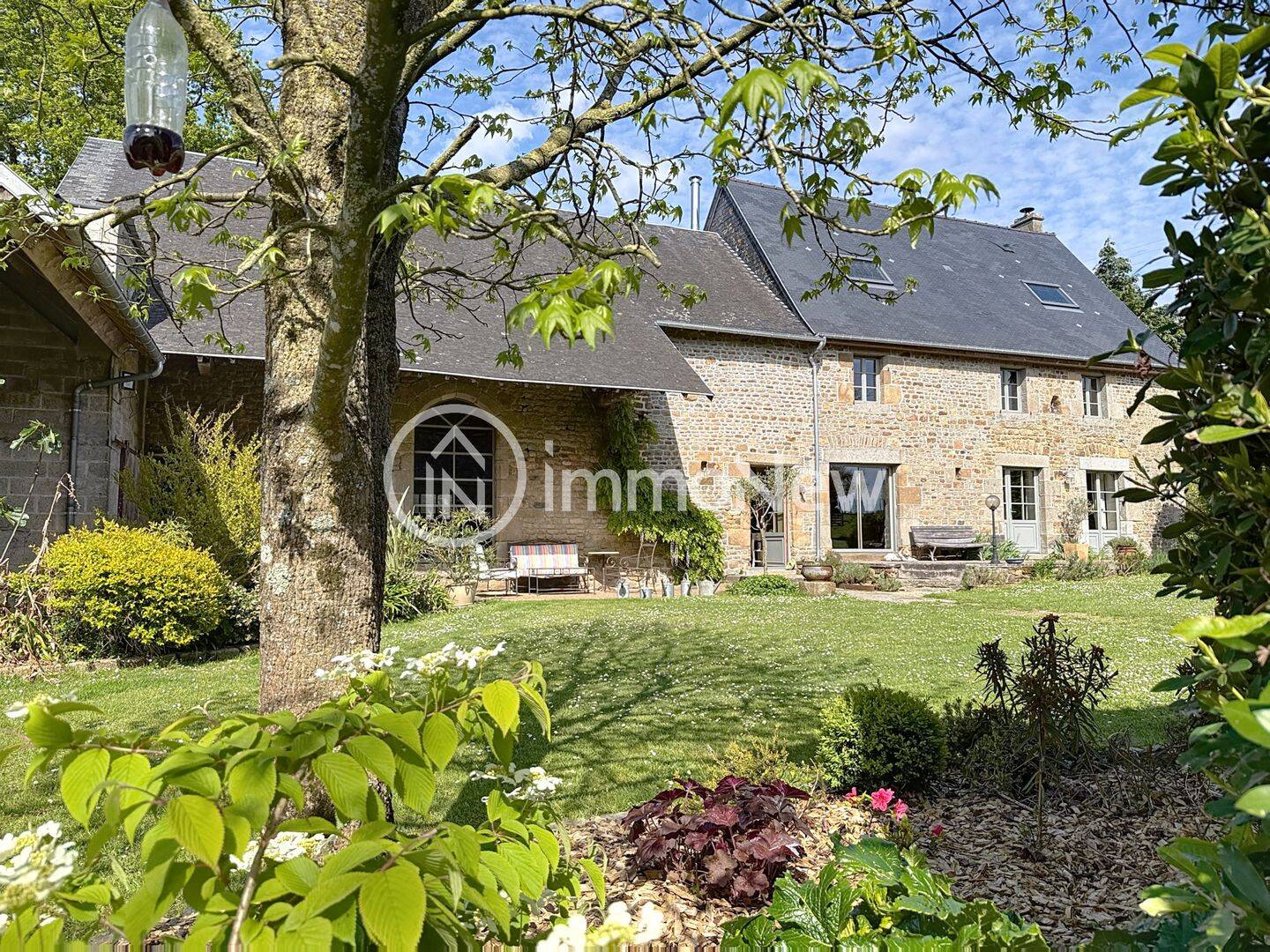 Maison 5 pièces 150 m² · à Lolif · 150 m² · 490 000 €