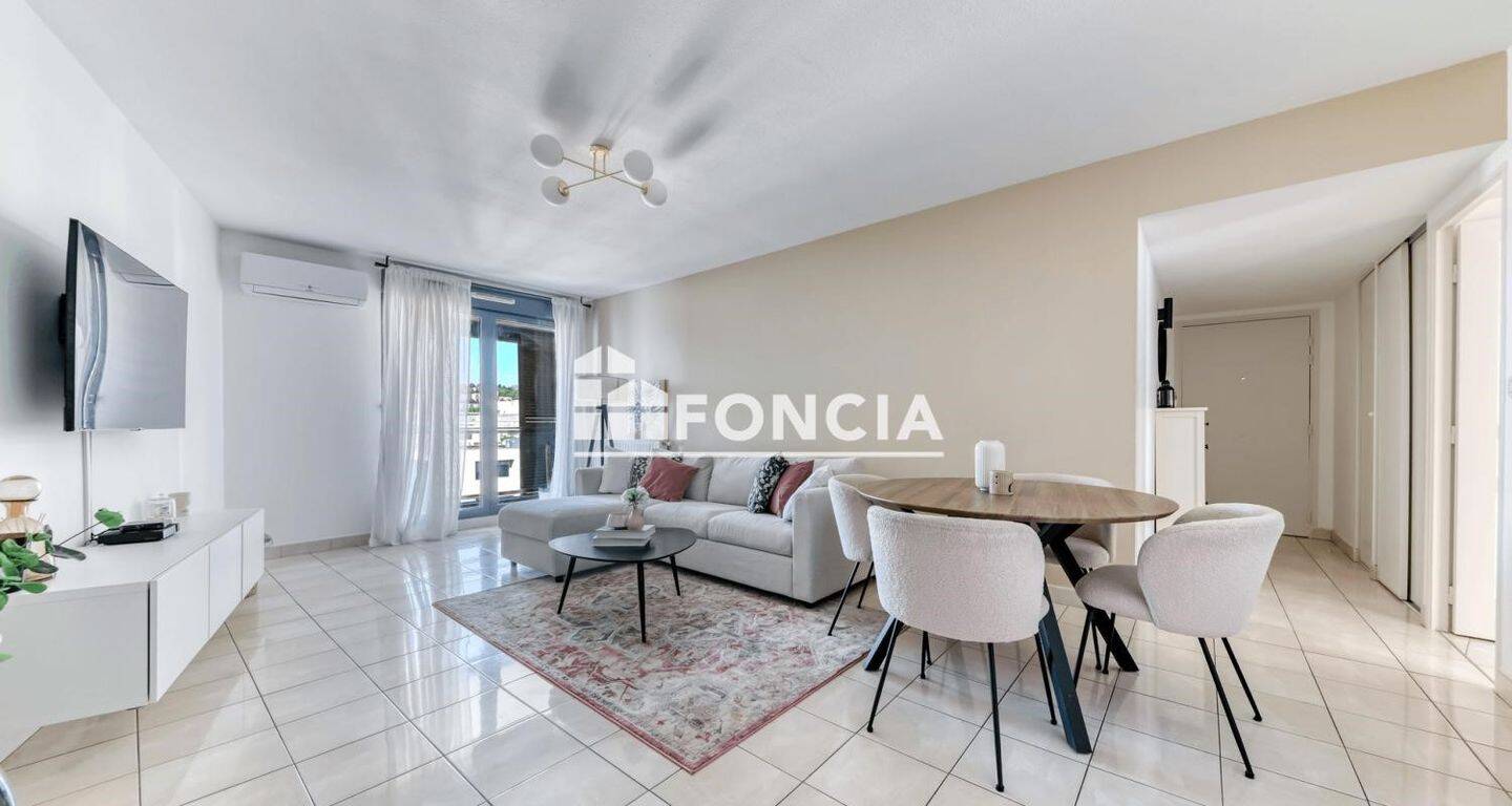 Appartement 3 pièces 62 m² · à Lyon 7ème Arrondissement · 62,4 m² · 295 000 €
