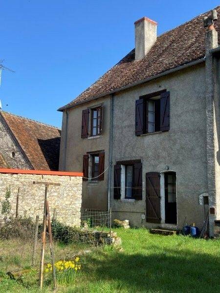 Maison 5 pièces 120 m² · à Bélâbre · 120 m² · 40 000 €
