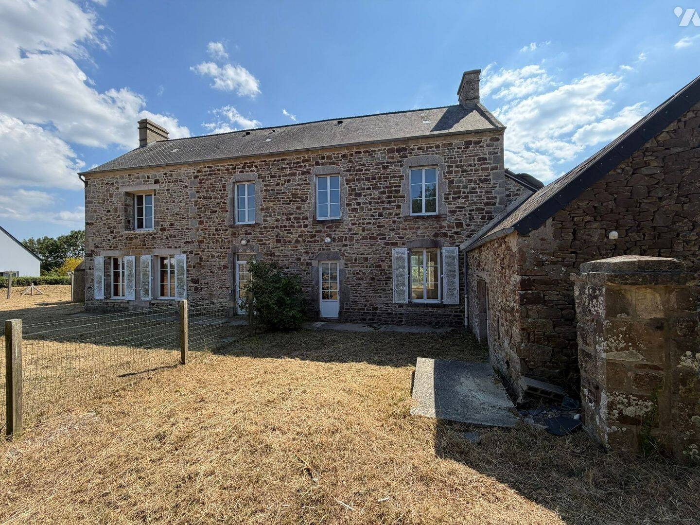 Maison 7 pièces 165 m² · à La Haye-d'Ectot · 165 m² · 243 800 €