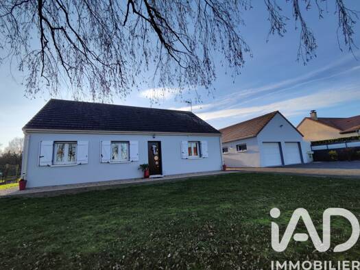 Maison à vendre 229 900 € 4 pièces 3 chambres 88 m² 2 621 m² de terrain Chevilly 45520