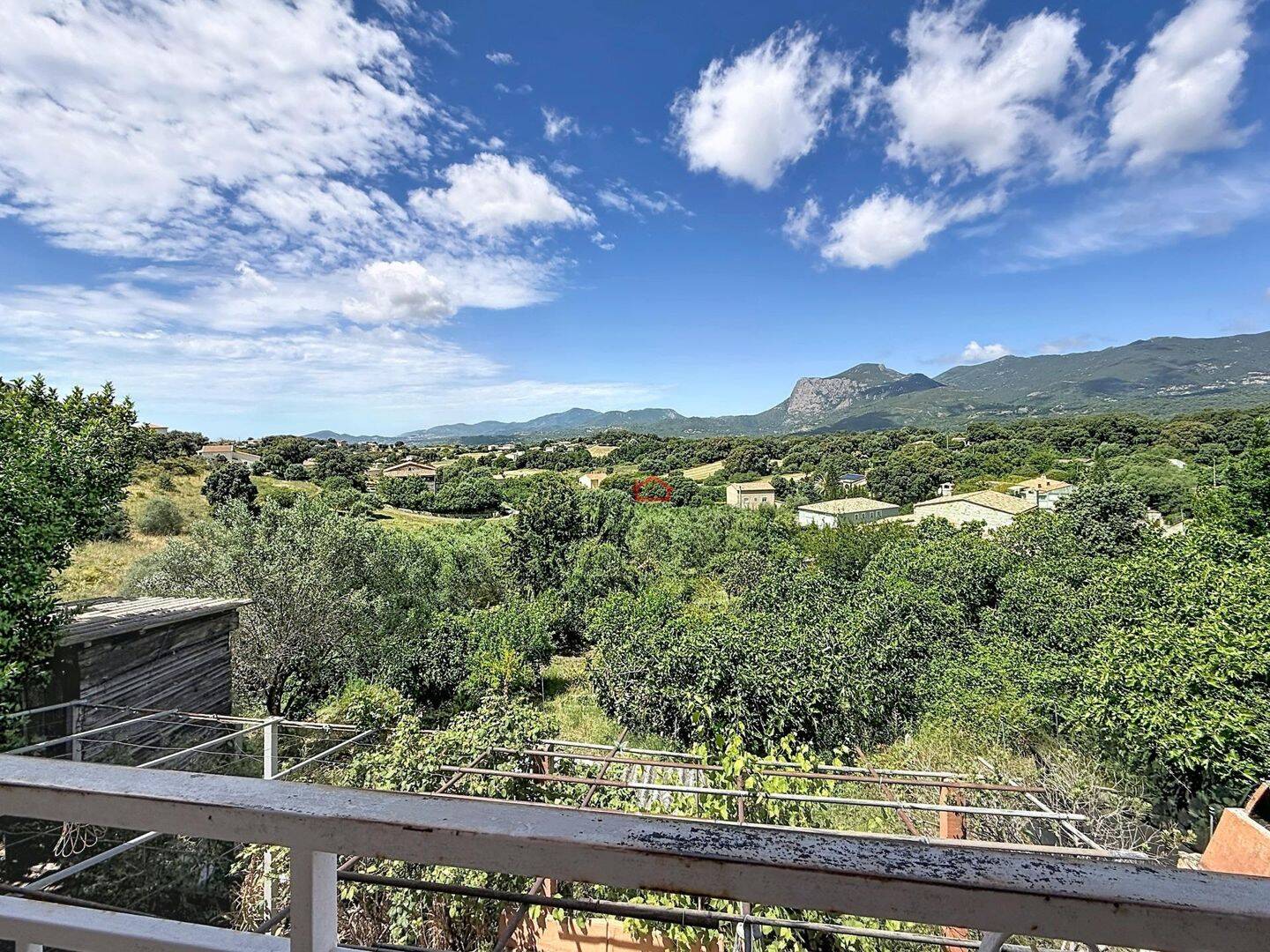 Maison 10 pièces 205 m² · à Peri · 205 m² · 449 000 €