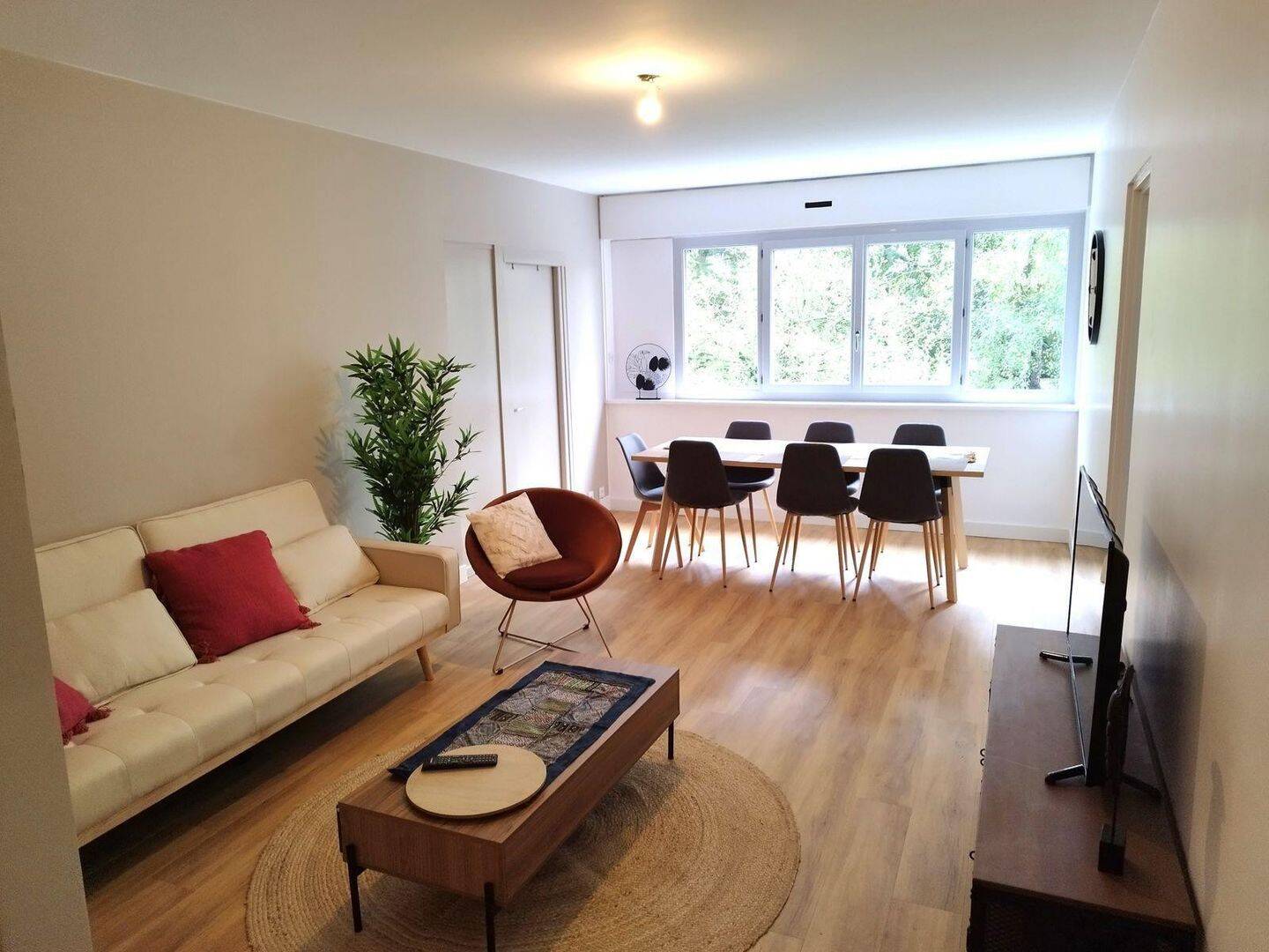 Appartement 1 pièce 116 m² · à Orvault · 116 m² · 550 €