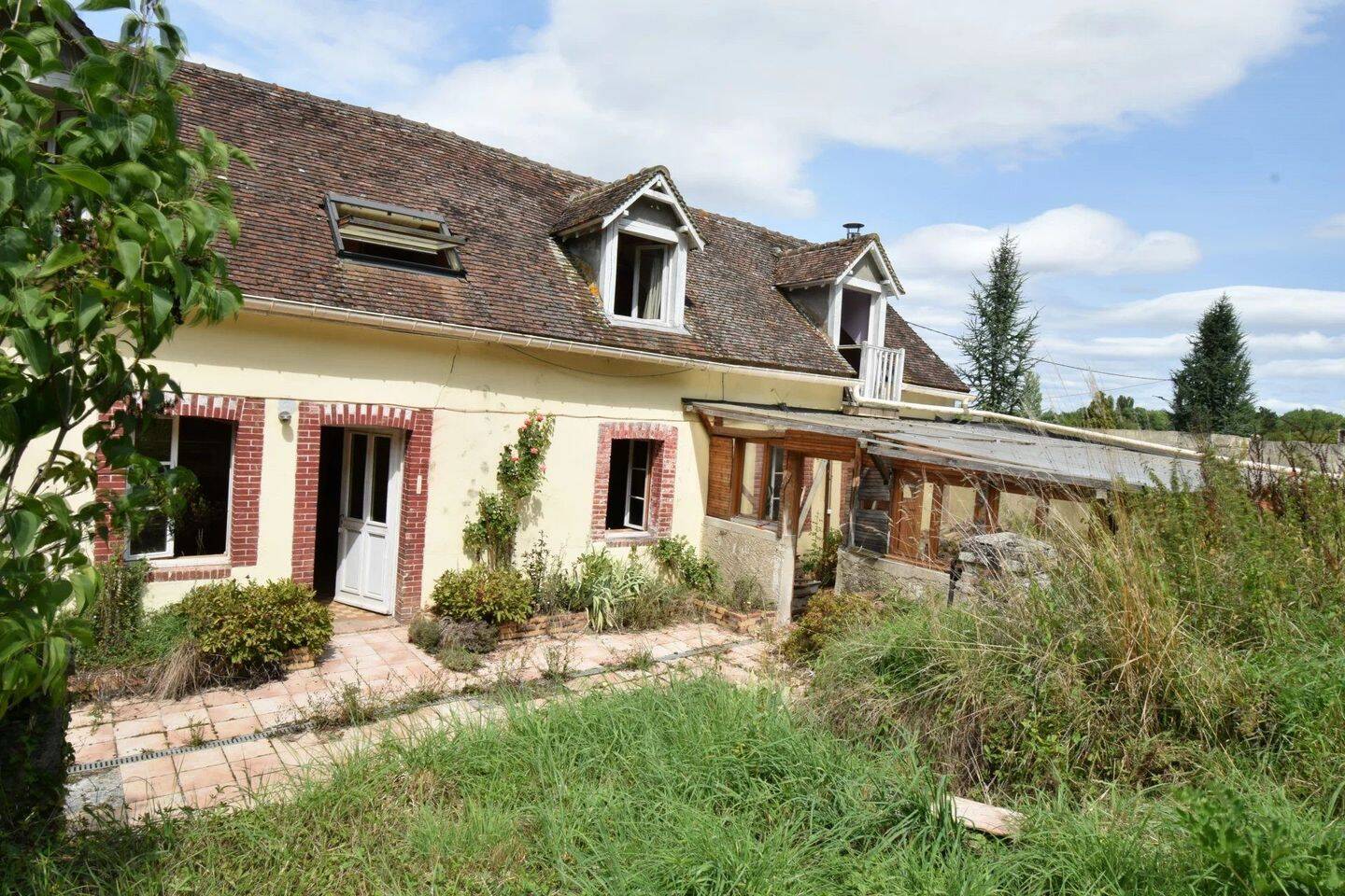 Maison 5 pièces 90 m² · à Pierres · 90 m² · 172 500 €