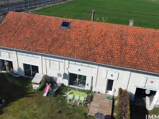 Maison de plain-pied à vendre 179 000 € 4 pièces 3 chambres 152 m² 1 360 m² de terrain Saint-Loup 03150