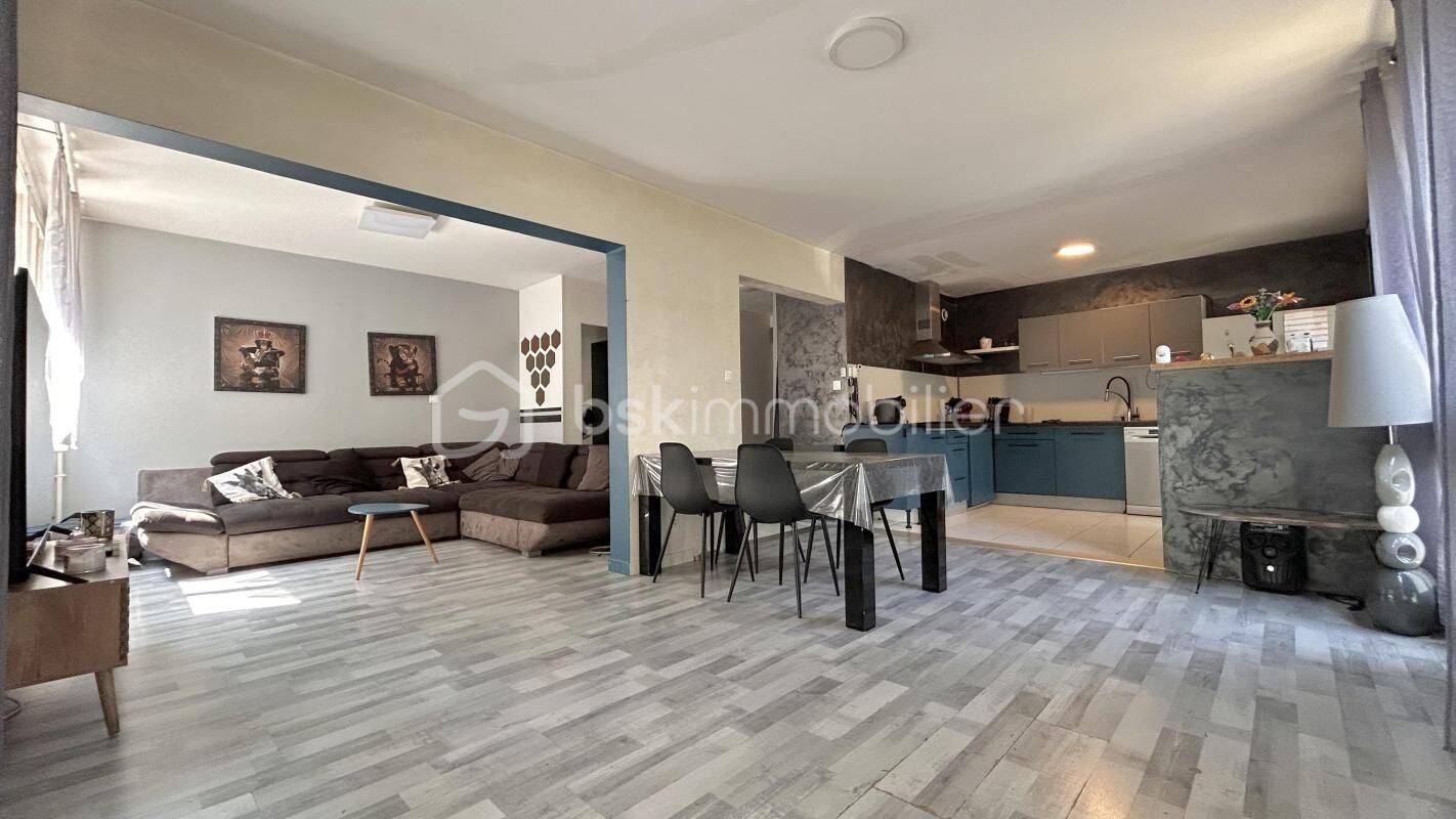 Appartement 5 pièces 105 m² · à Le Pont-de-Claix · 105 m² · 199 000 €